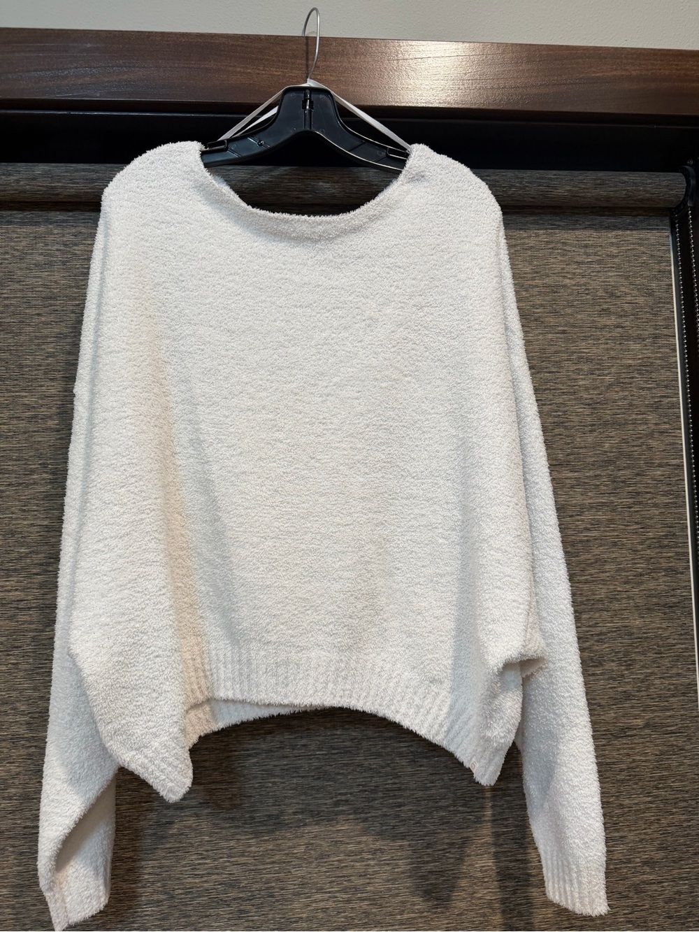 UGG White Bouclé Crew Sweater XL